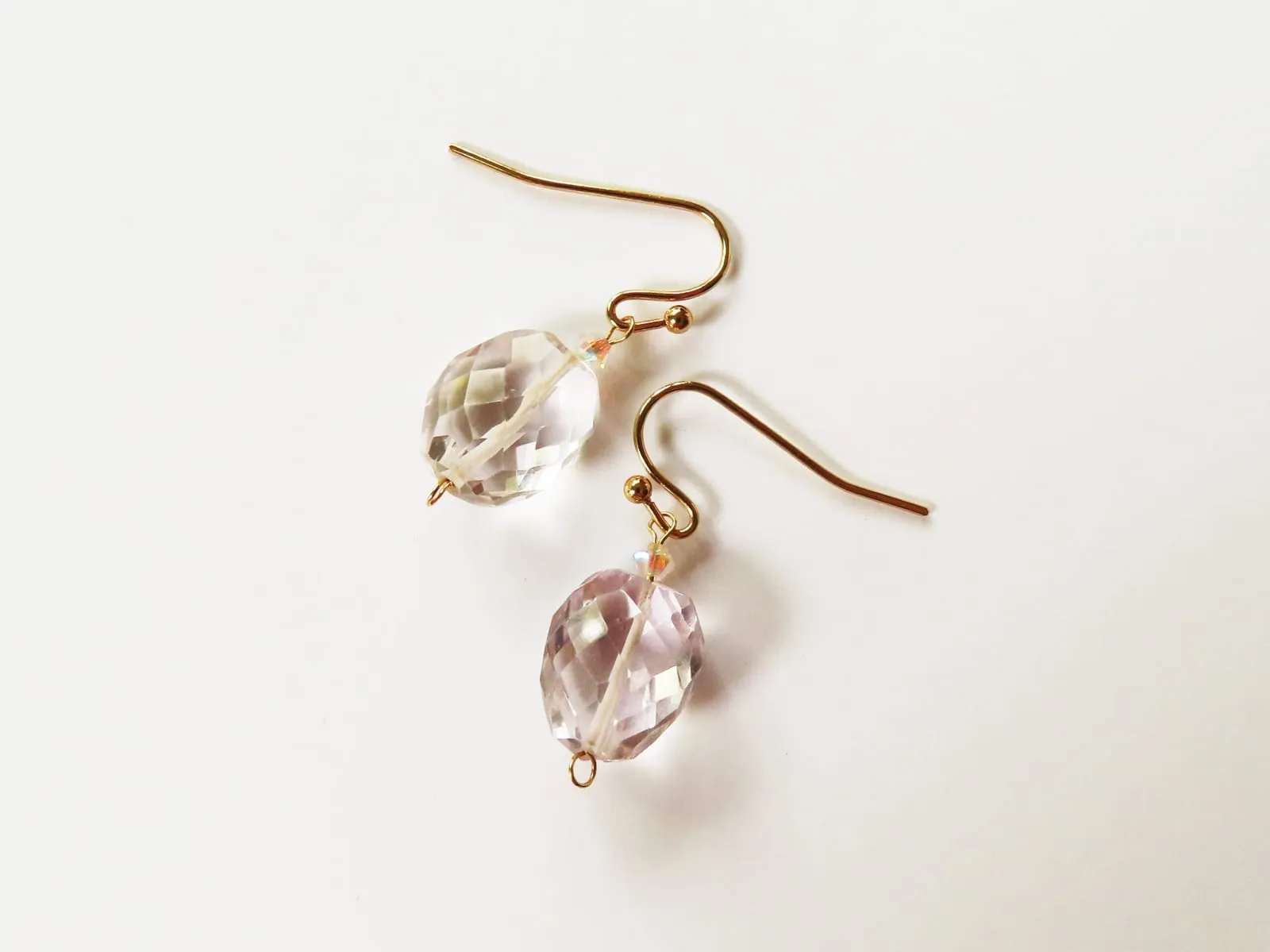 ラベンダーアメジストのピアス